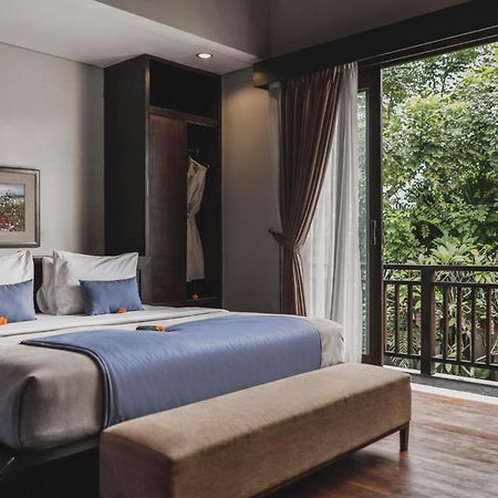 Canggu Circle Villa By Ini Vie Hospitality Екстериор снимка