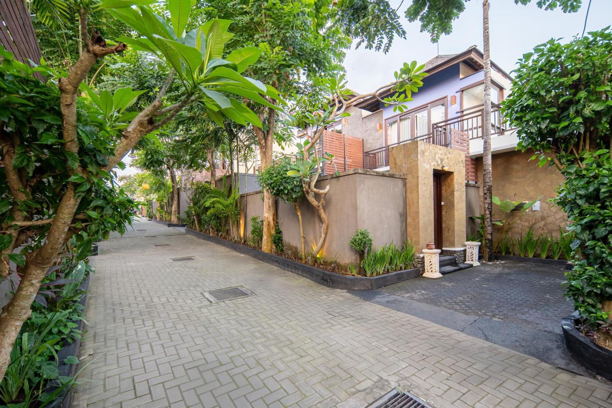 Canggu Circle Villa By Ini Vie Hospitality Екстериор снимка