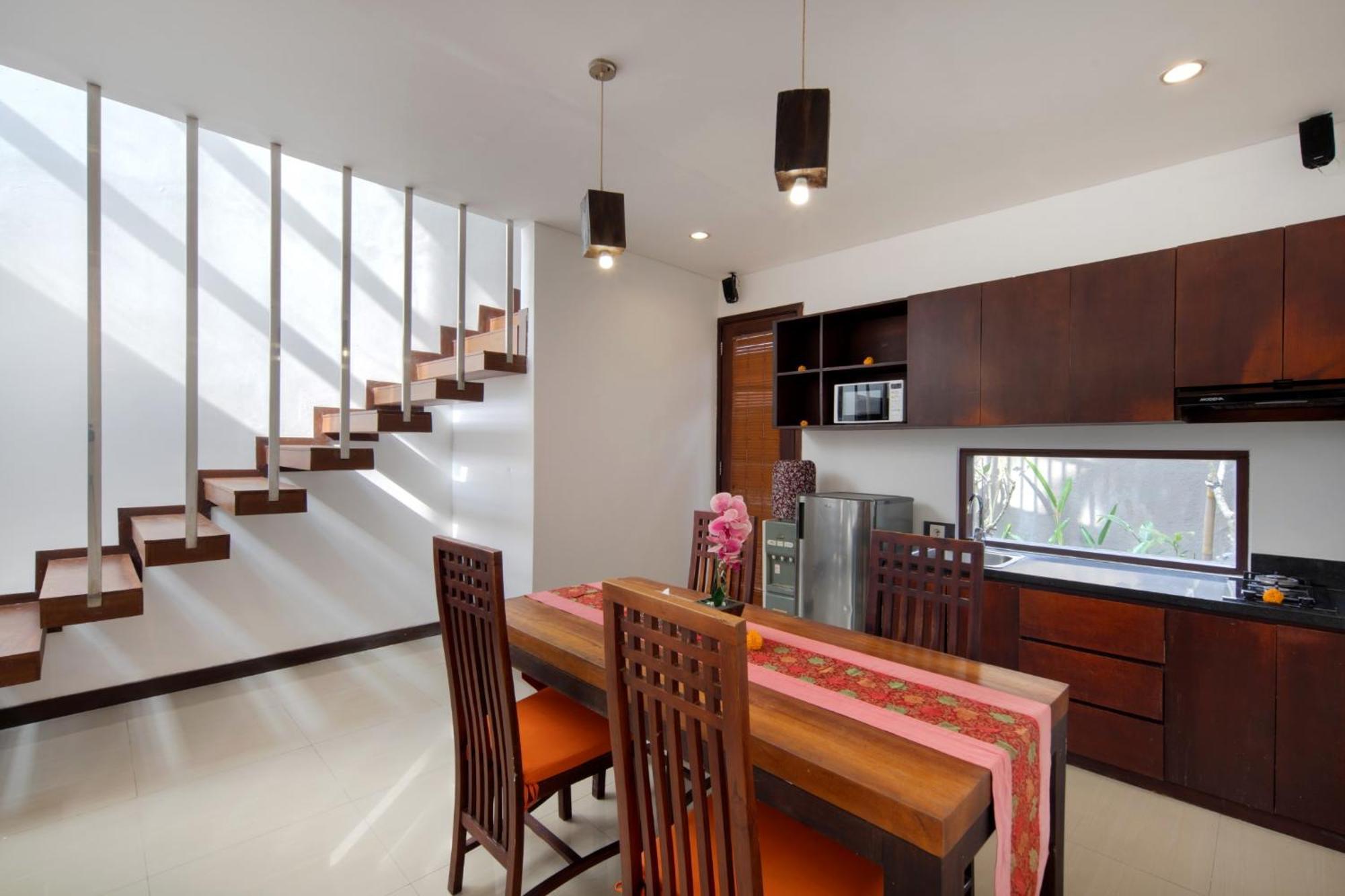 Canggu Circle Villa By Ini Vie Hospitality Екстериор снимка