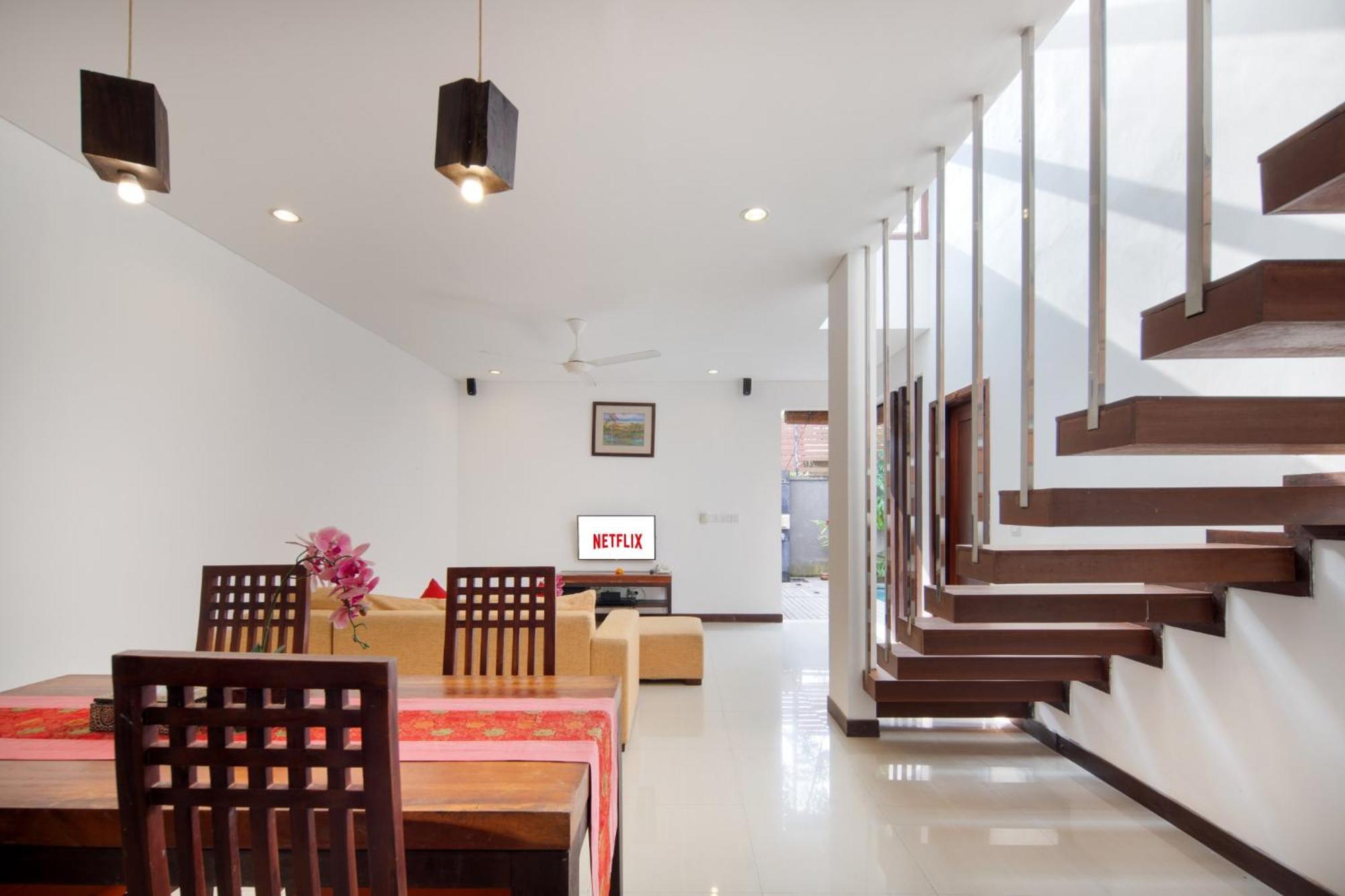 Canggu Circle Villa By Ini Vie Hospitality Екстериор снимка