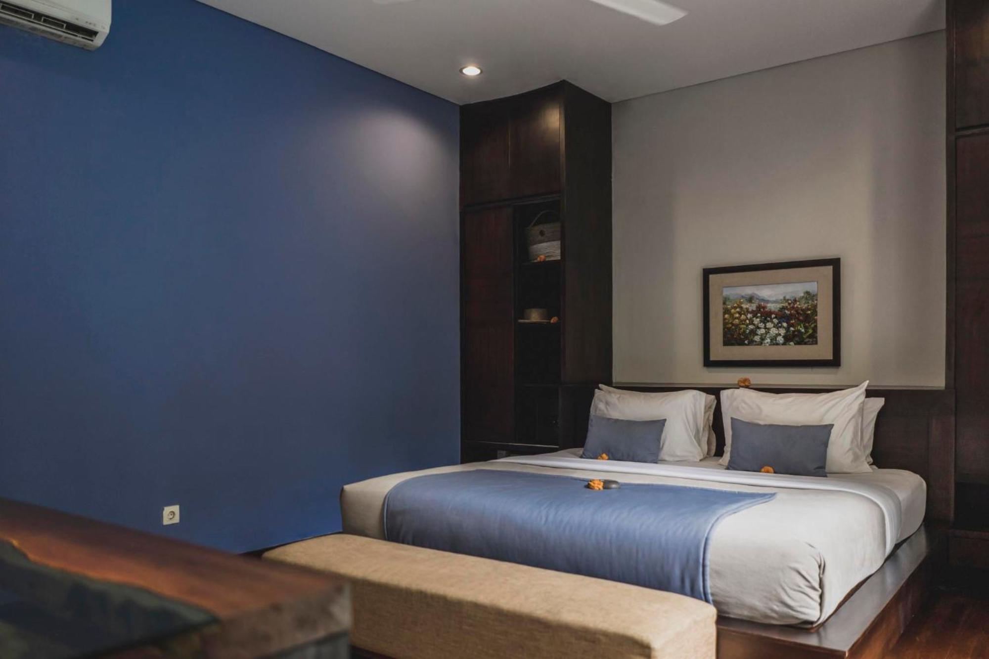 Canggu Circle Villa By Ini Vie Hospitality Екстериор снимка