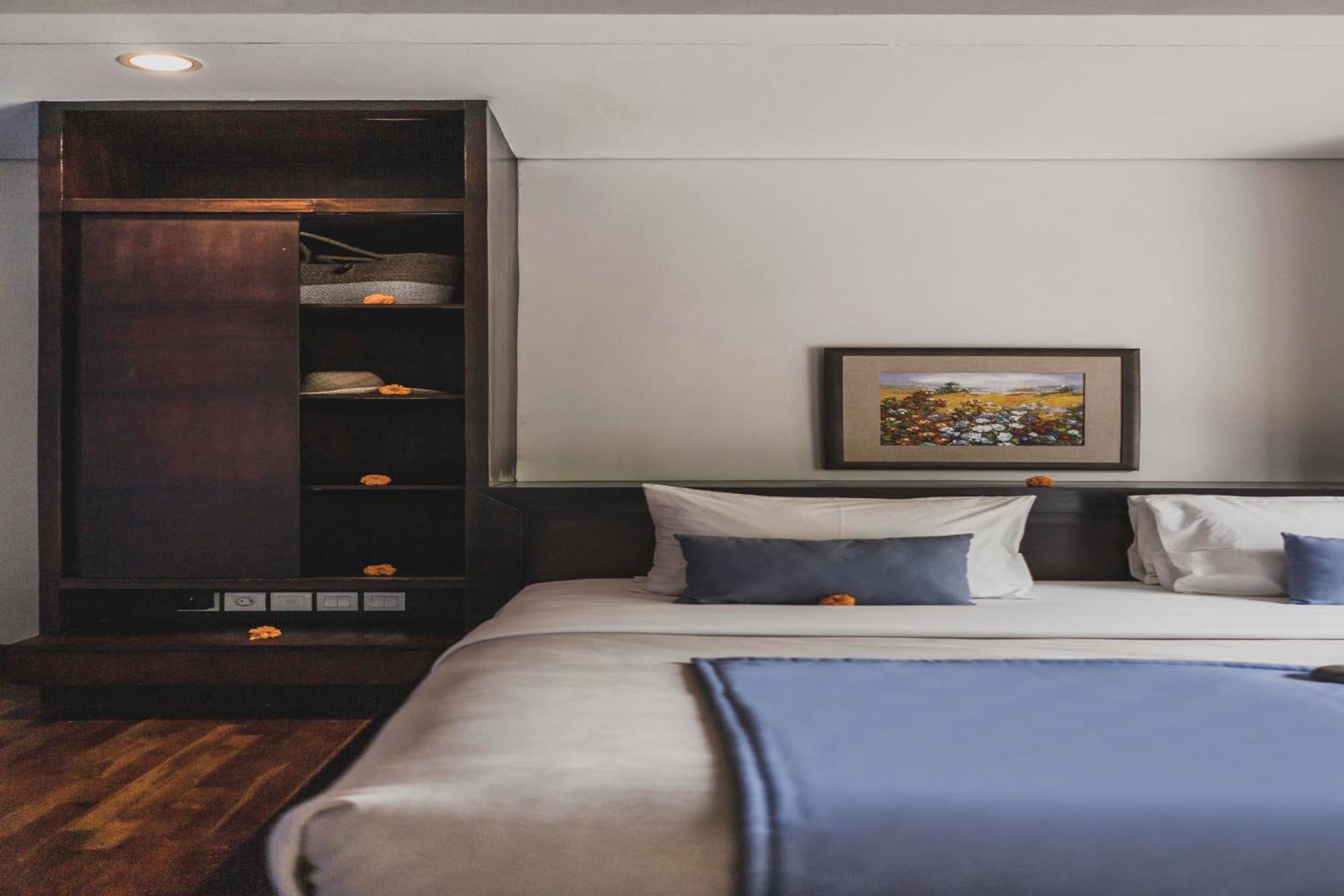 Canggu Circle Villa By Ini Vie Hospitality Екстериор снимка